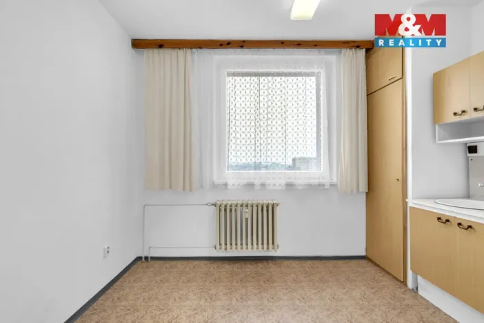 Prodej bytu 1+1, Jičín - Nové Město, Barákova, 39 m2