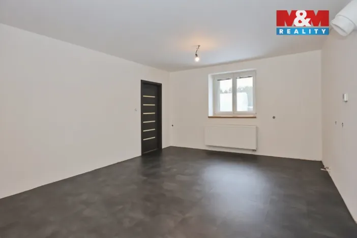 Pronájem obchodního prostoru, Hlinsko - Blatno, 84 m2