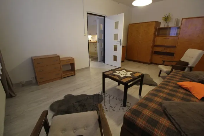 Pronájem bytu 1+1, Praha - Kamýk, Rabyňská, 39 m2