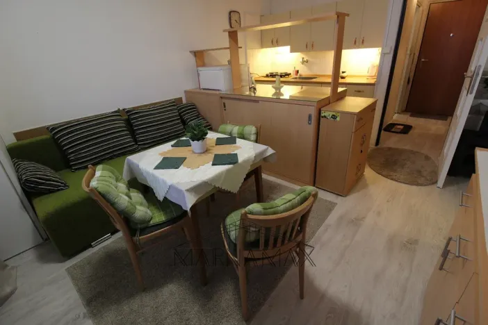 Pronájem bytu 1+1, Praha - Kamýk, Rabyňská, 39 m2