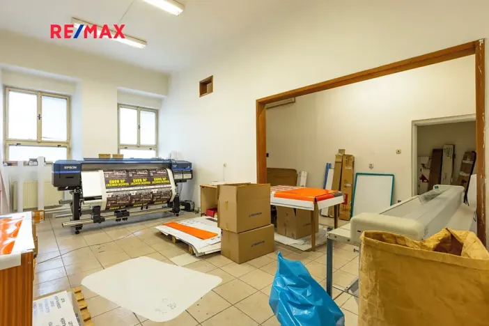 Prodej komerční nemovitosti, Dašice, náměstí T. G. Masaryka, 2490 m2