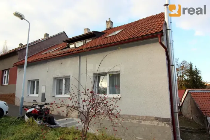 Prodej rodinného domu, Praha - Hrdlořezy, Hrdlořezská, 210 m2