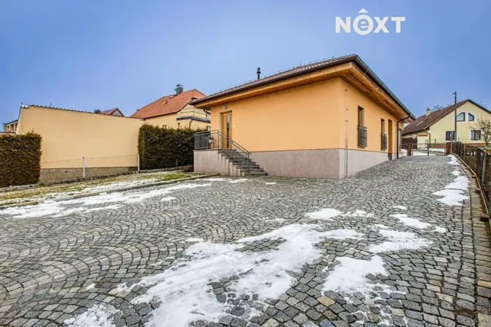 Prodej rodinného domu, Ledenice, Na Oborách, 180 m2