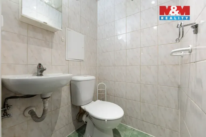 Pronájem bytu 1+1, Kraslice, B. Smetany, 36 m2