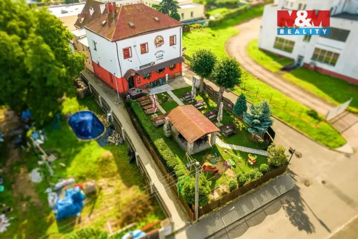 Prodej rodinného domu, Velké Březno, 700 m2