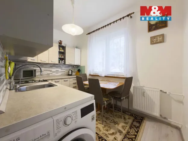 Prodej bytu 2+1, Karviná - Mizerov, Majakovského, 54 m2