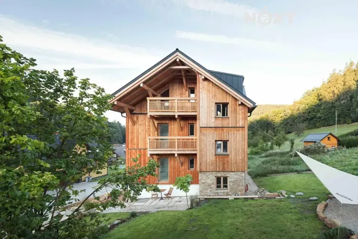 Prodej rodinného domu, Benecko, 342 m2