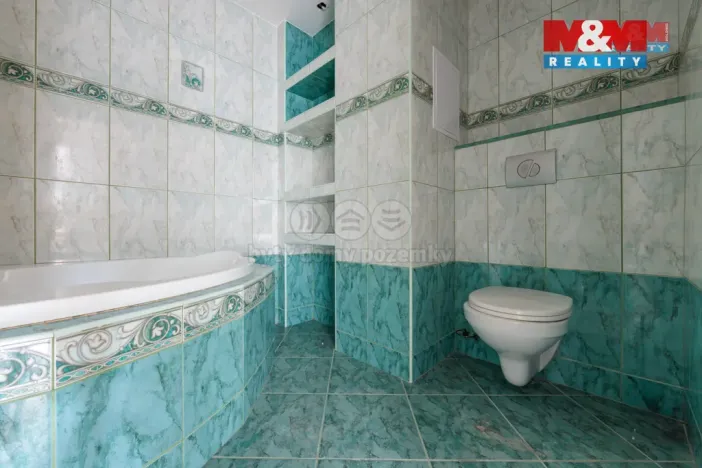 Prodej bytu 3+1, Bukovany, 68 m2