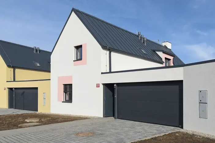 Pronájem rodinného domu, Praha - Újezd nad Lesy, Staroújezdská, 150 m2