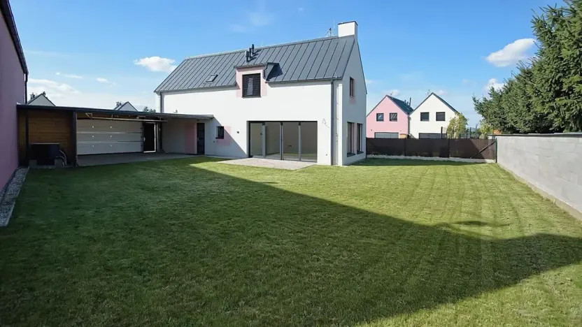 Pronájem rodinného domu, Praha - Újezd nad Lesy, Staroújezdská, 150 m2