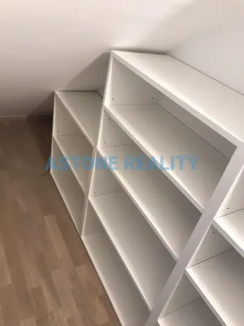 Pronájem rodinného domu, Praha - Ďáblice, Květnová, 172 m2