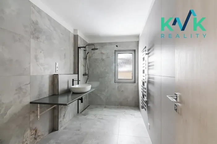 Prodej rodinného domu, Sadov, 160 m2