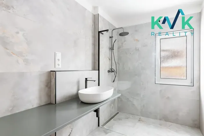 Prodej rodinného domu, Sadov, 160 m2