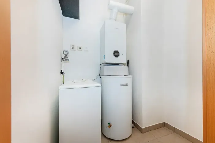 Pronájem bytu 1+kk, Praha - Libeň, Nad Okrouhlíkem, 42 m2