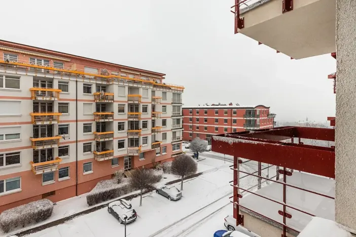 Pronájem bytu 1+kk, Praha - Libeň, Nad Okrouhlíkem, 42 m2