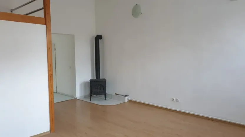 Pronájem bytu 1+1, Novosedlice, Malodrážní, 50 m2