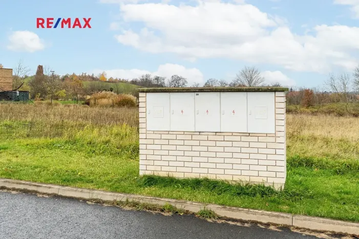 Prodej pozemku pro bydlení, Sibřina, 1760 m2