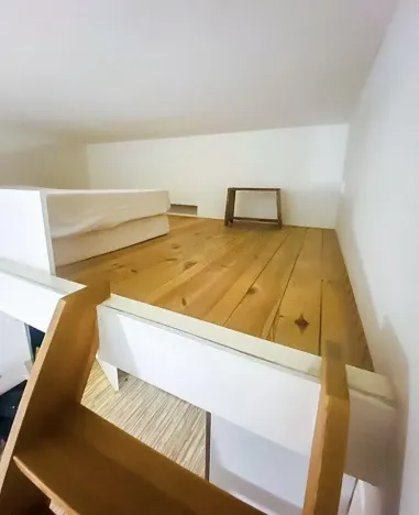 Pronájem bytu 1+kk, Praha - Holešovice, Na Maninách, 25 m2