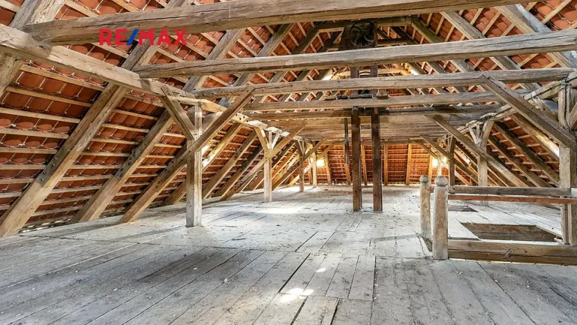 Prodej zemědělského objektu, Počedělice, 2500 m2