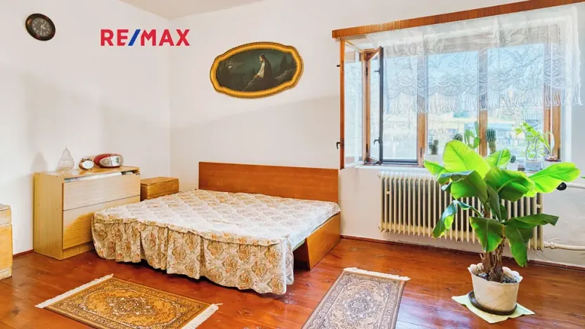 Prodej rodinného domu, Provodín, 290 m2