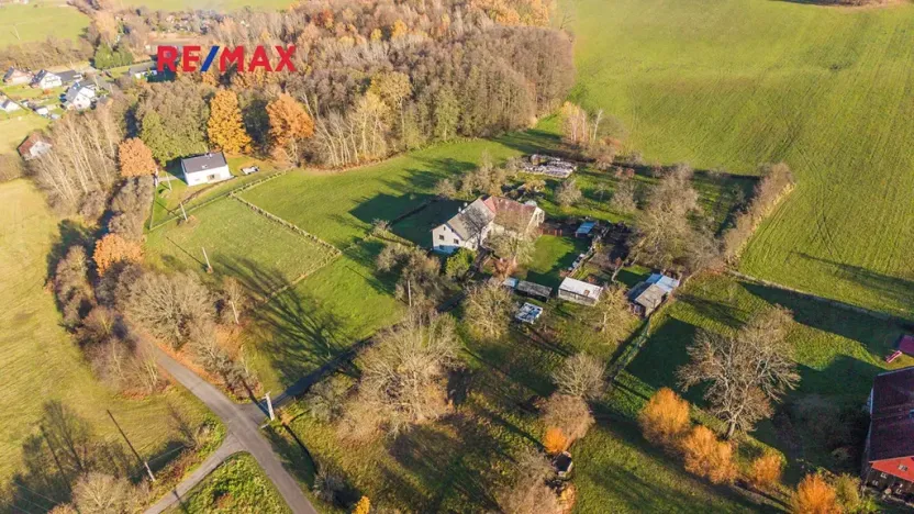 Prodej rodinného domu, Provodín, 290 m2