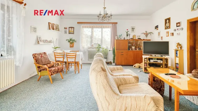 Prodej rodinného domu, Provodín, 290 m2