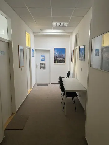 Pronájem kanceláře, Praha - Zličín, Strojírenská, 17 m2