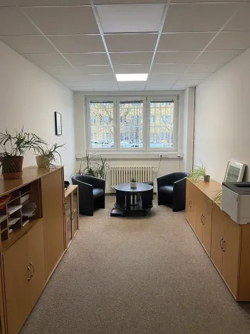 Pronájem kanceláře, Praha - Zličín, Strojírenská, 17 m2
