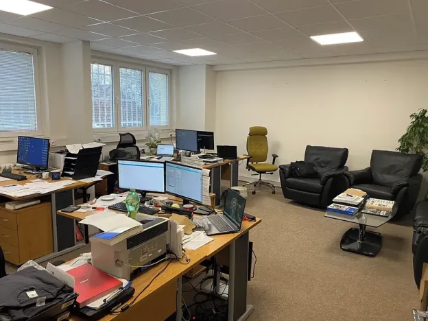 Pronájem kanceláře, Praha - Zličín, Strojírenská, 17 m2