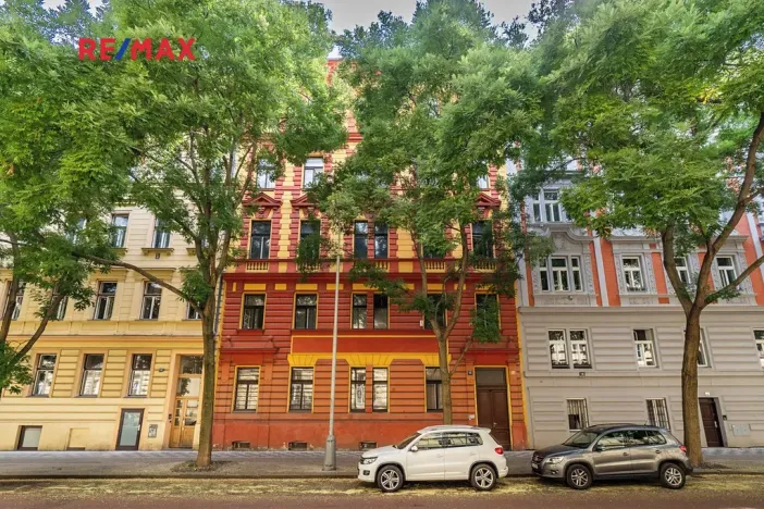 Prodej bytu 2+1, Praha - Karlín, Pernerova, 60 m2