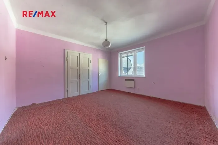 Prodej rodinného domu, Lomnice nad Lužnicí, Tyršova, 315 m2