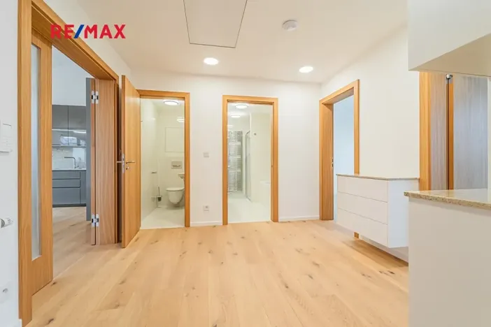 Pronájem bytu 3+kk, Praha - Kunratice, Děbolínská, 92 m2