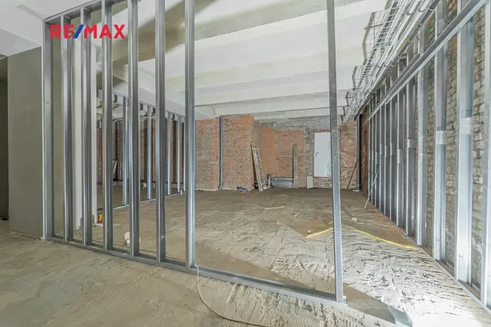 Pronájem obchodního prostoru, Praha - Nové Město, Hybernská, 526 m2