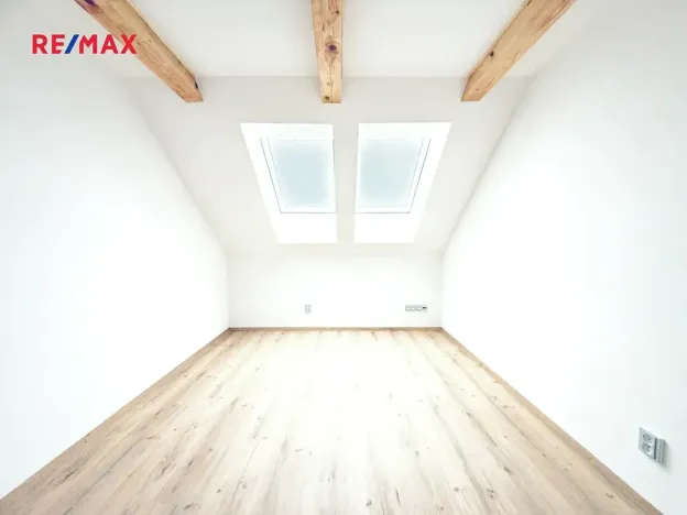 Prodej bytu 4+1, Černilov, 130 m2