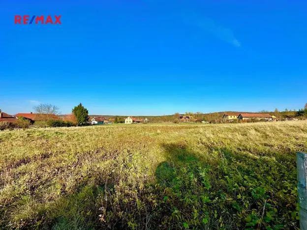 Prodej pozemku pro bydlení, Ostřetín, 5742 m2