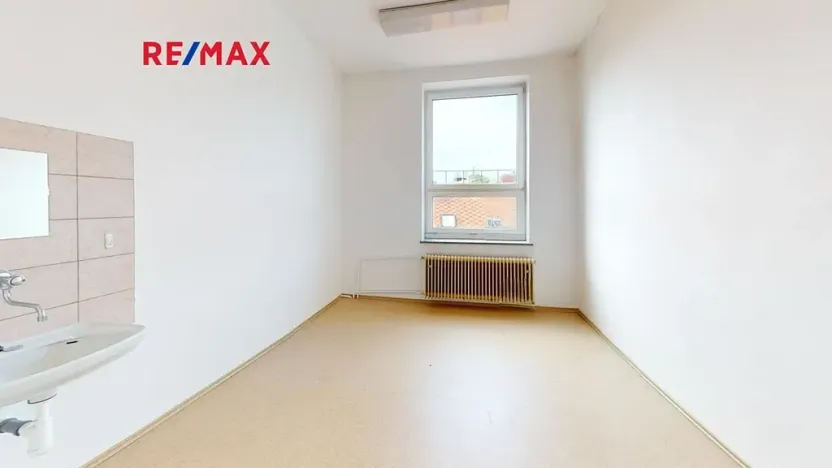 Prodej kanceláře, Svitavy, 800 m2