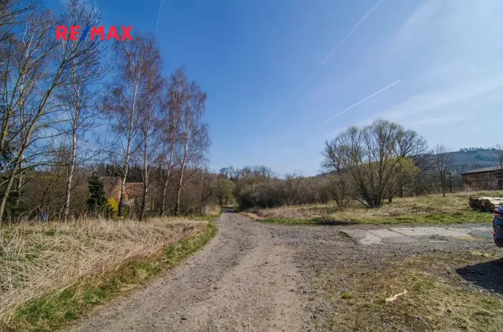 Prodej výrobních prostor, Radkov, 13527 m2