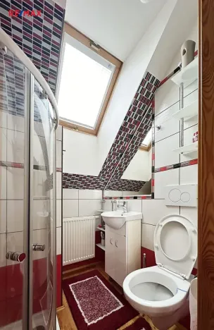 Prodej rodinného domu, Bystřec, 400 m2