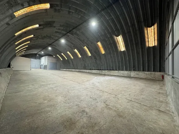 Pronájem skladu, Chýně, Družstevní, 600 m2