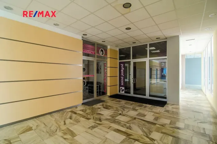 Pronájem obchodního prostoru, Svitavy, Svitavská, 80 m2