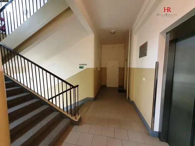 Pronájem kanceláře, Praha - Smíchov, Radlická, 46 m2