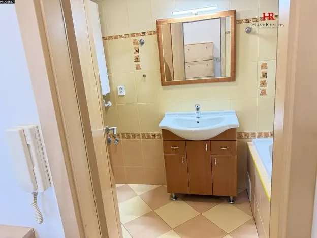 Pronájem bytu 3+kk, Benešov, Dukelská, 68 m2