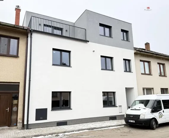 Pronájem bytu 3+kk, Benešov, Ulrichova, 75 m2