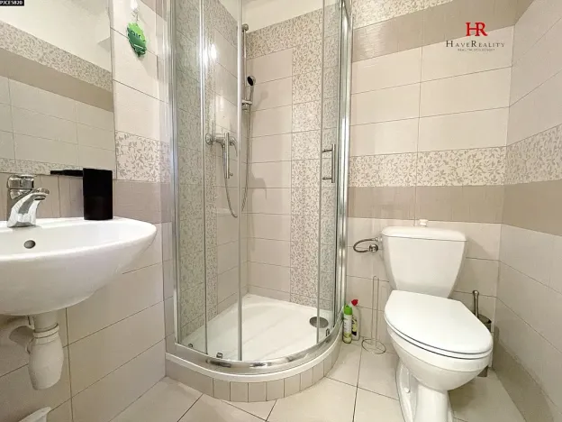 Pronájem komerční nemovitosti, Benešov, Vlašimská, 20 m2