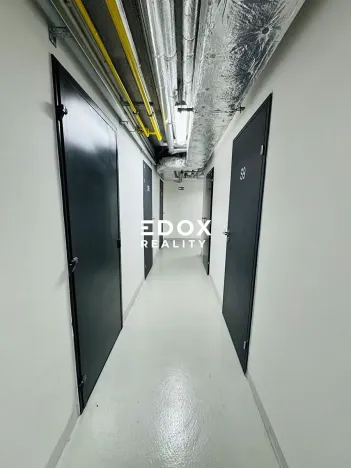 Prodej bytu 1+kk, Praha - Modřany, Pacholíkova, 61 m2