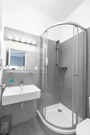 Pronájem bytu 1+kk, Praha - Nusle, Na Jezerce, 18 m2