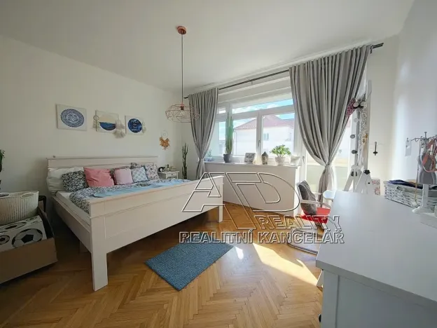 Prodej bytu 2+kk, Praha - Vršovice, Kišiněvská, 48 m2