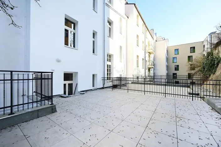 Pronájem bytu 1+kk, Praha - Smíchov, Radlická, 15 m2