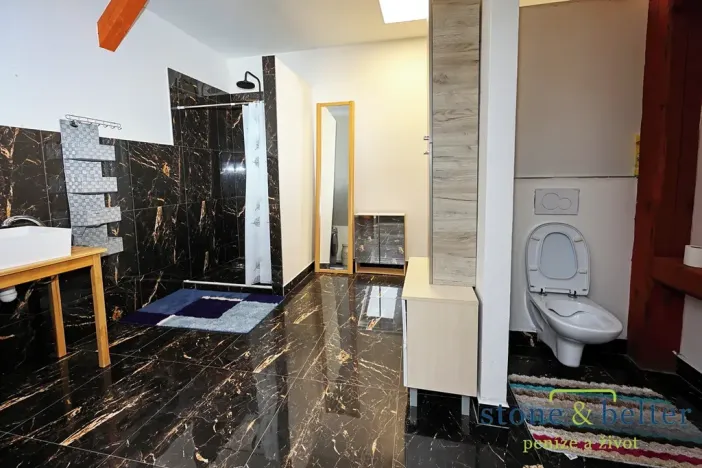 Prodej vícegeneračního domu, Nové Město pod Smrkem, Mírové náměstí, 466 m2