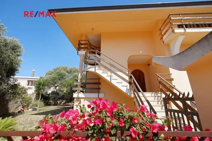 Prodej rodinného domu, Sant'Anna Arresi, Itálie, 400 m2